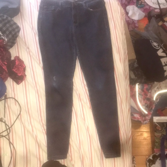 Old navy,rockstars supper skinny jeans. - Picture 1 of 4
